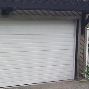 Garage Door - Three-line